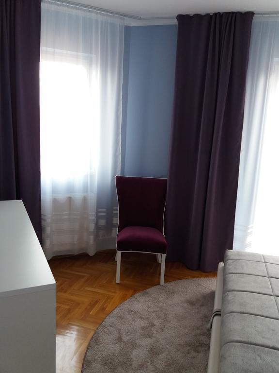 Apartment Azzuro Нови Сад Екстериор снимка